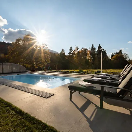Aurelia With Heated Pool, Sauna & Wellness In Gorski Kotar Vila Vrbovsko