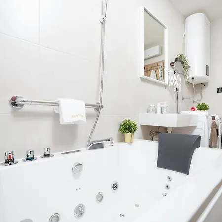 Aurelia With Heated Pool, Sauna & Wellness In Gorski Kotar Vila Vrbovsko