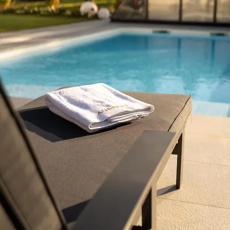 Aurelia With Heated Pool, Sauna & Wellness In Gorski Kotar Vila Vrbovsko