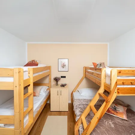Vila Aurelia With Heated Pool, Sauna & Wellness In Gorski Kotar